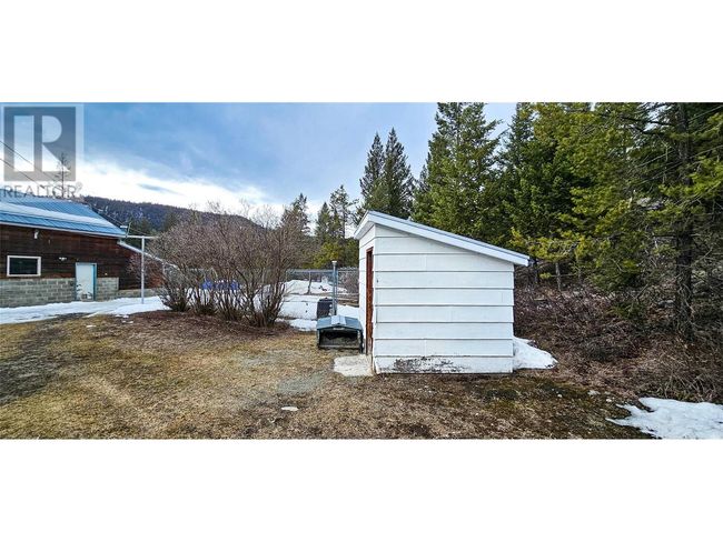 3705 Kahn Rd, House other with 4 bedrooms, 2 bathrooms and null parking in Cranbrook BC | Image 40