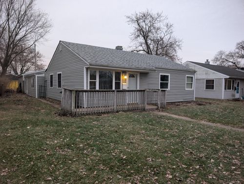 11 N Guyer St, Hobart, IN, 46342-4021 | Card Image