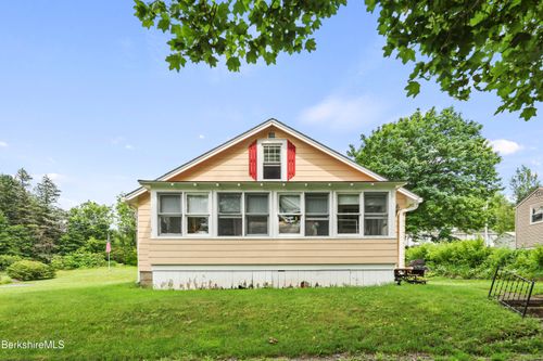 15 Summit Ave, Adams, MA, 01220-1545 | Card Image