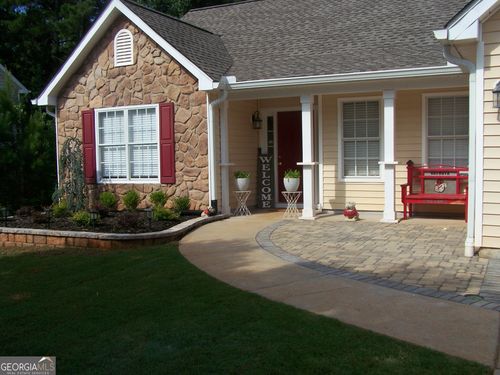 526 Wyntuck Dr, Mcdonough, GA, 30253-7462 | Card Image