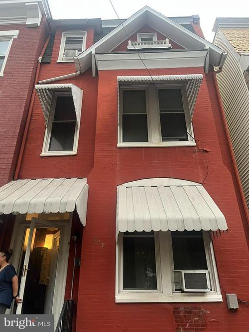 329 S 3rd St, READING, PA, 19602-2301 | Card Image