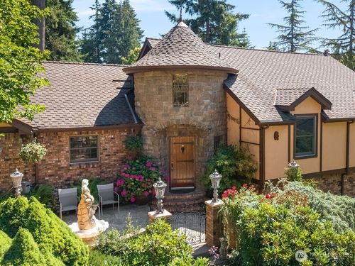 2706 Walnut Loop Nw, Olympia, WA, 98502 | Card Image