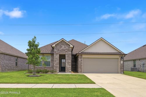 105 Eagle Lake Dr, Duson, LA, 70529-4365 | Card Image