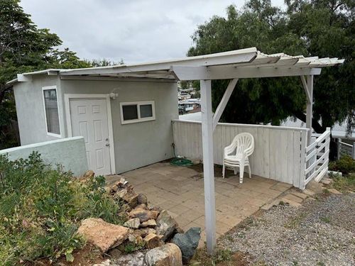 unit-3-9115 Rosedale Dr, Spring Valley, CA, 91977-2725 | Card Image