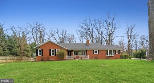 8509 Crestview Dr, FAIRFAX, VA, 22031-2802 | Card Image