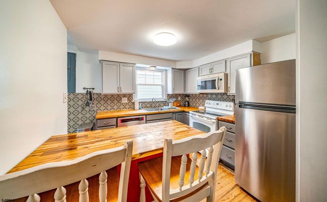 321 Central Ave, House other with 8 bedrooms, 5 bathrooms and null parking in Ocean City NJ | Image 11