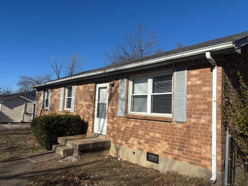 621 Dover Rd, Clarksville, TN, 37042-6004 | Card Image