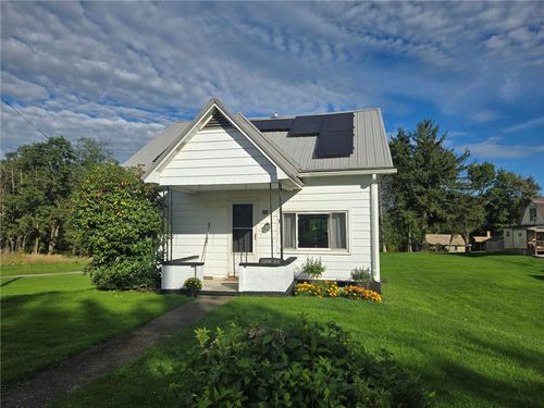 111 S Fairview Main St, Petrolia, PA, 16050-9517 | Card Image