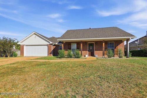 105 Cherry Bark Way, Pearl, MS, 39208-5541 | Card Image