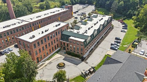 unit-303-71 Princeton St, North Chelmsford, MA, 01863-1556 | Card Image