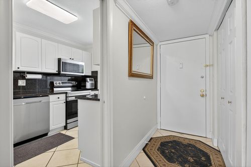 apt-312-3551 Inverrary Dr, Lauderhill, FL, 33319-5965 | Card Image