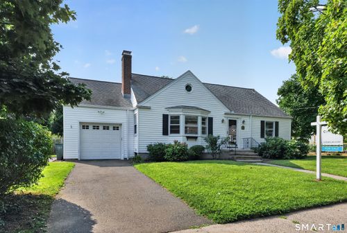 30 Wright Ln, Hamden, CT, 06517-2125 | Card Image