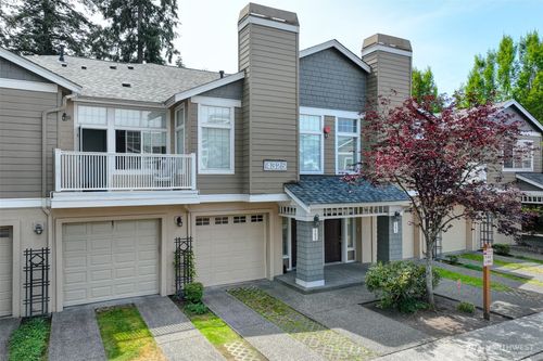 5772-4325 Ne 5th Ct, Renton, WA, 98059-5770 | Card Image