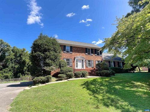 224 Carrsbrook Dr, CHARLOTTESVILLE, VA, 22901-1004 | Card Image