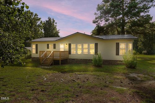 862 Maynard Lake Rd, Erwin, NC, 28339-8689 | Card Image