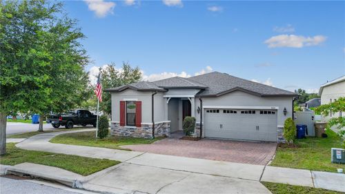 9195 Chandler Dr, GROVELAND, FL, 34736-7903 | Card Image