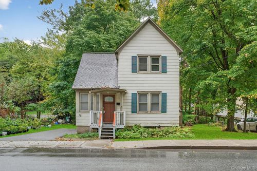 72 Smith Clove Rd, Central Valley, NY, 10917-3400 | Card Image