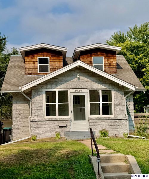 2024 N 64th St, Omaha, NE, 68104-4714 | Card Image