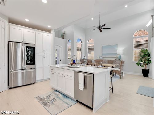 6096 Dogleg Dr, NAPLES, FL, 34113-1688 | Card Image