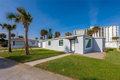 3 Sea Shore Dr, Ormond Beach, FL, 32176-3619 | Card Image