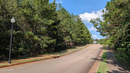 6 Balmoral Ct, Macon, GA, 31210-7442 | Card Image