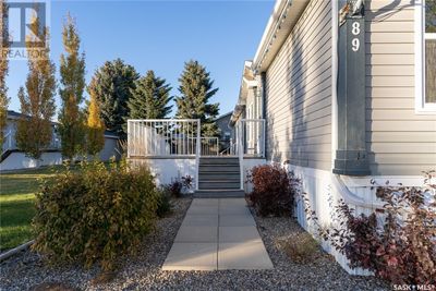 89 Prairie Sun Crt, House other with 3 bedrooms, 2 bathrooms and null parking in Swift Current SK | Image 3