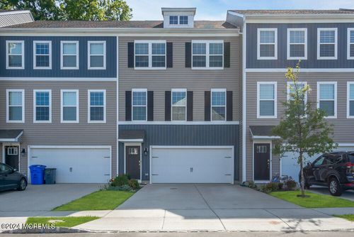 32 Foundry Blvd, MOUNT HOLLY, NJ, 08060-1390 | Card Image