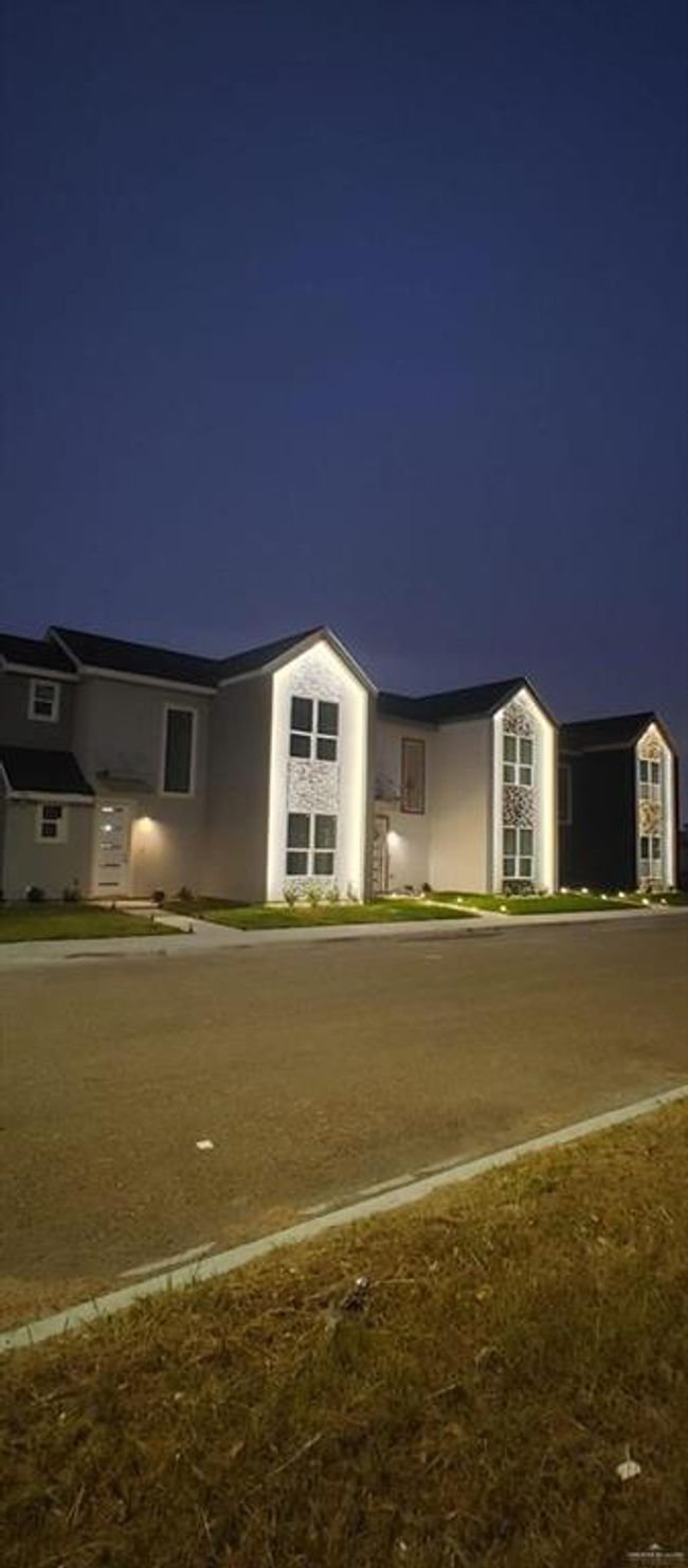 View of front facade | Image 26