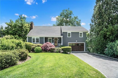 53 Flint Ave, Larchmont, NY, 10538-3828 | Card Image