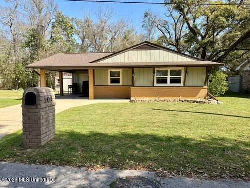 104 Twin Cedar Dr, Long Beach, MS, 39560-5321 | Card Image