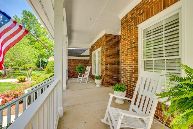 908 Thorn Ridge Ln, House other with 3 bedrooms, 4 bathrooms and null parking in Lake Wylie SC | Image 5