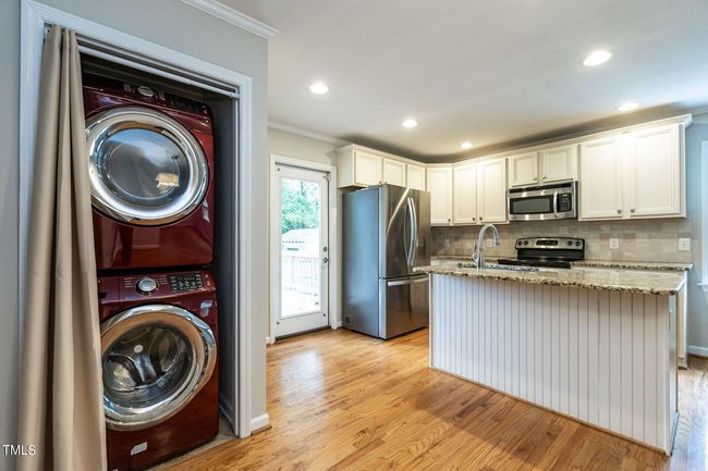 017-1920x1080-laundry | Image 22