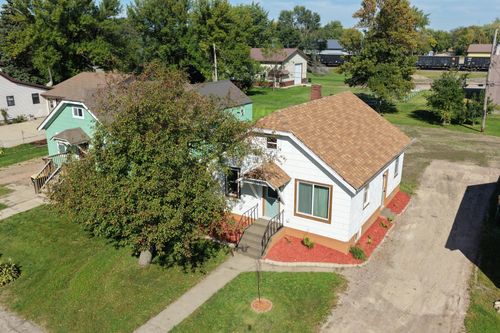 320 Dupont Ave Nw, Renville, MN, 56284-3359 | Card Image