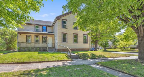 933 Saint Clair Ave, Sheboygan, WI, 53081-3321 | Card Image