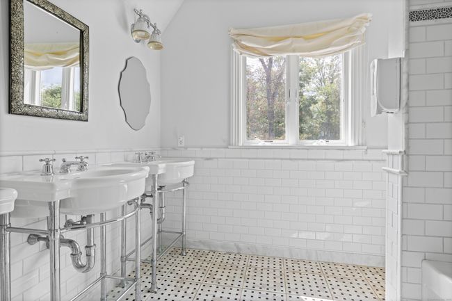 37 Green Acre Ln, House other with 7 bedrooms, 6 bathrooms and null parking in Westport CT | Image 18