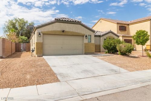 909 Nevada Blaze Ave, North Las Vegas, NV, 89081-6707 | Card Image