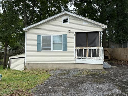 1921 Quitman St, North Charleston, SC, 29405-8009 | Card Image