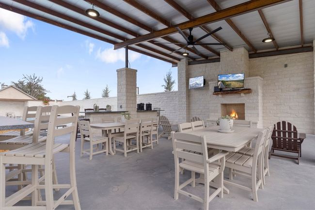 556 Cliff View Loop, Home with 6 bedrooms, 7 bathrooms and null parking in Harper TX | Image 89