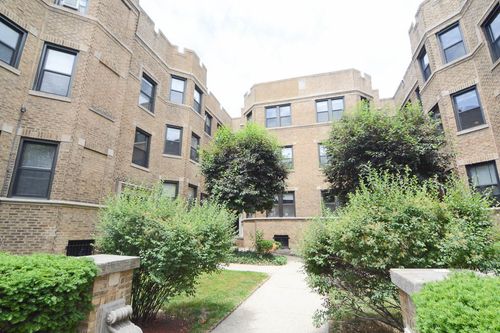 apt-3e-626 W Stratford Pl, Chicago, IL, 60657-2687 | Card Image