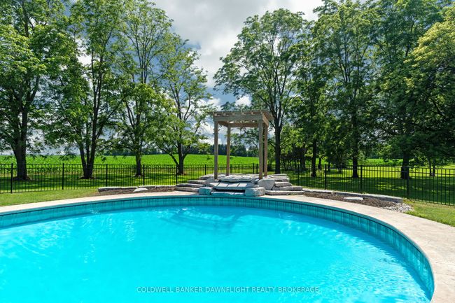 6407 Whalen Line, House other with 5 bedrooms, 3 bathrooms and 10 parking in Lucan Biddulph ON | Image 48