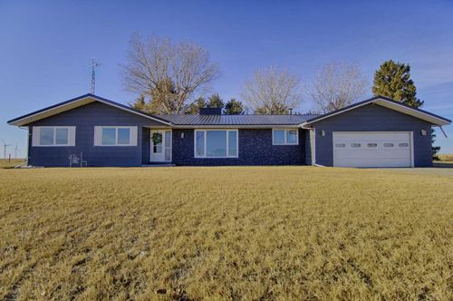 203043 531 Highway, Lomond, AB, T0L | Card Image