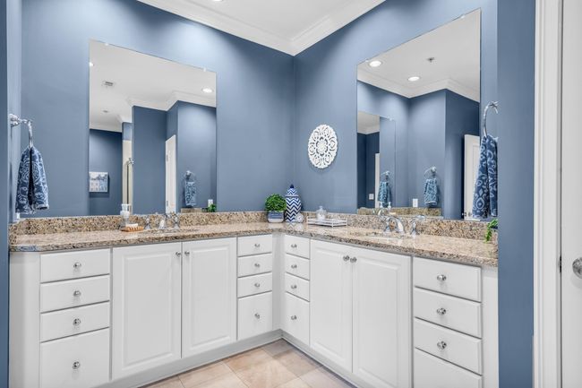 APT-101 - 3520 Central Ave, Condo with 2 bedrooms, 3 bathrooms and null parking in Memphis TN | Image 20