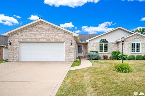 3716 W Golf Creek Dr, Peoria, IL, 61615-7816 | Card Image