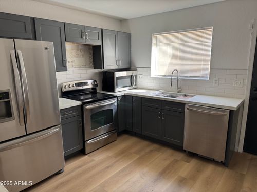 115-18239 N 40th St, Phoenix, AZ, 85032-1460 | Card Image