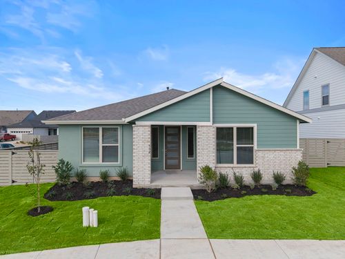 132 Adelton Blvd, Bastrop, TX, 78602-2316 | Card Image