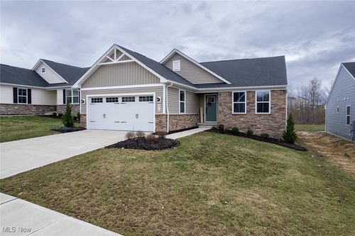 474 Bates Ave, Seville, OH, 44273-8977 | Card Image