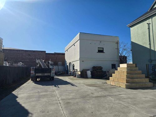 814 E Channel St, Stockton, CA, 95202-2619 | Card Image