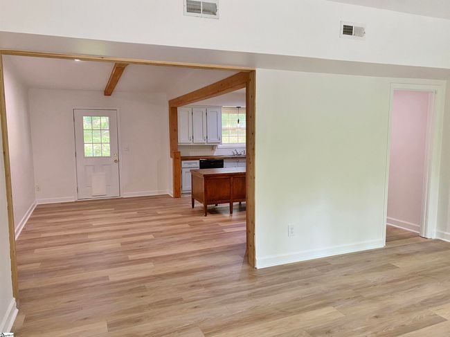 11 Virginia Ave, House other with 3 bedrooms, 2 bathrooms and null parking in Travelers Rest SC | Image 9
