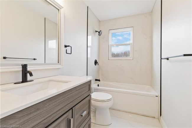 313 10 Th Concession Rd, House other with 4 bedrooms, 2 bathrooms and 8 parking in Harley ON | Image 26