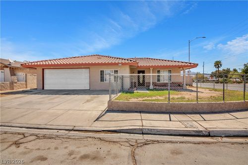 2410 Oak Glen Way, Las Vegas, NV, 89115-4334 | Card Image